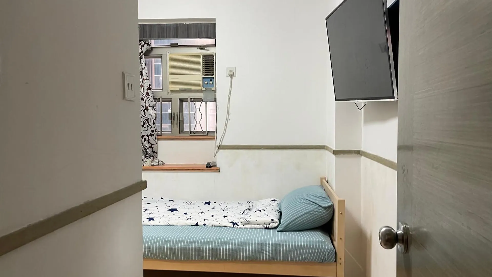 Majestic 7 Guesthouse Kowloon