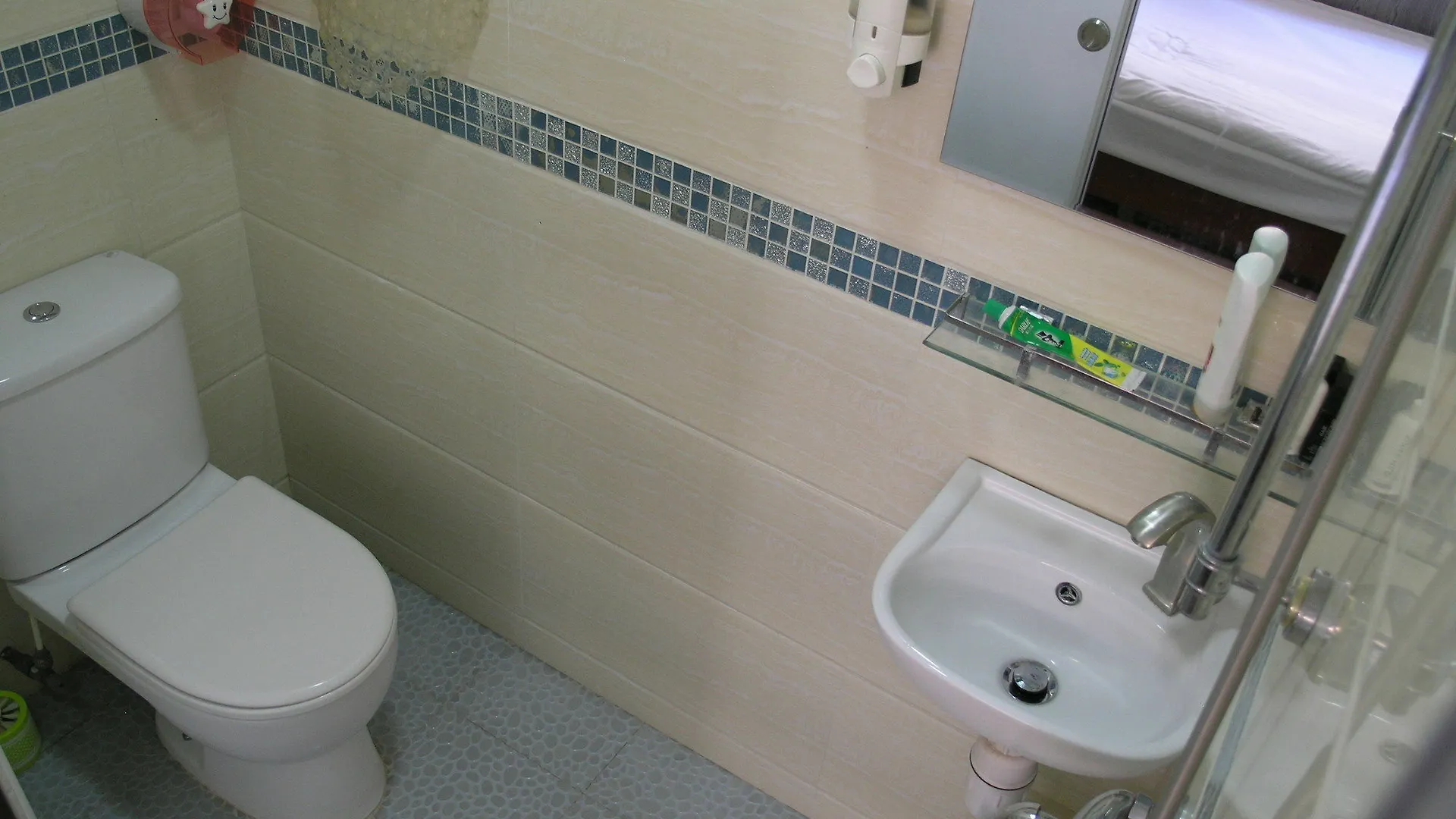 Majestic 7 Guesthouse Kowloon  Guest house