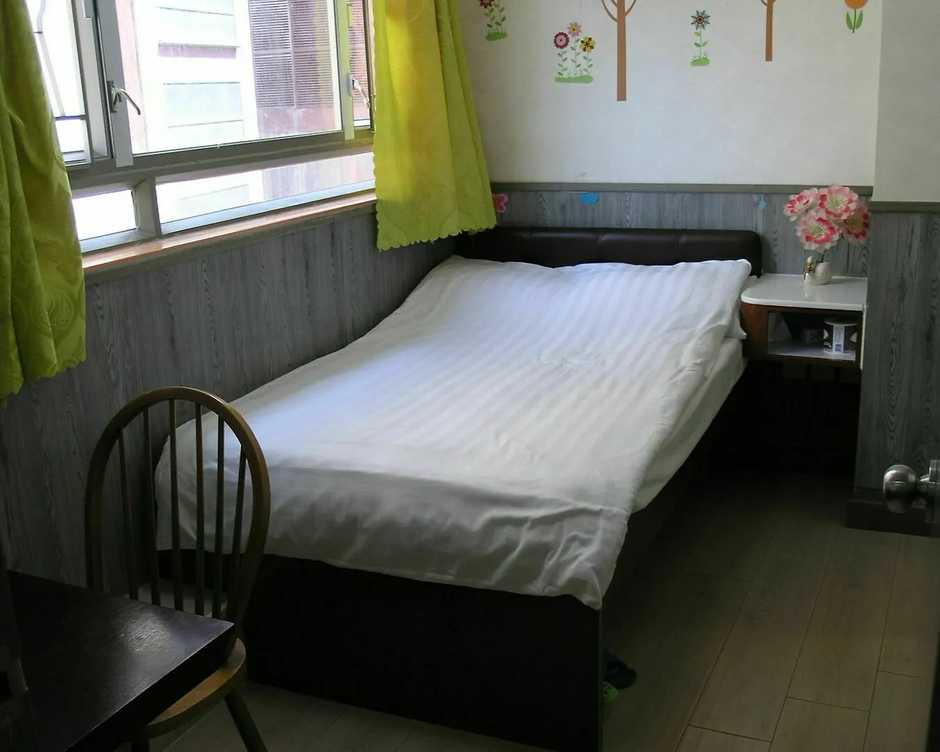 Majestic 7 Guesthouse Kowloon  0*, Kowloon (Hong Kong)